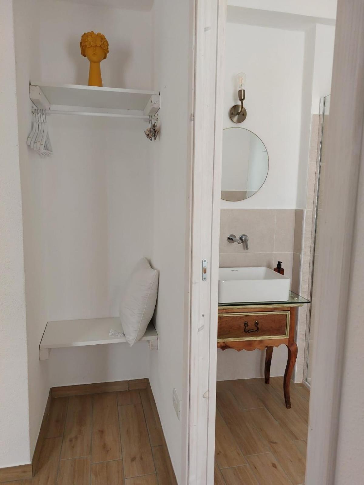 B&B Il Borgo Delle Emozioni Dolianova Exterior foto